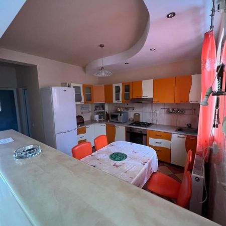Vila Riviera Hotel Constanta Luaran gambar